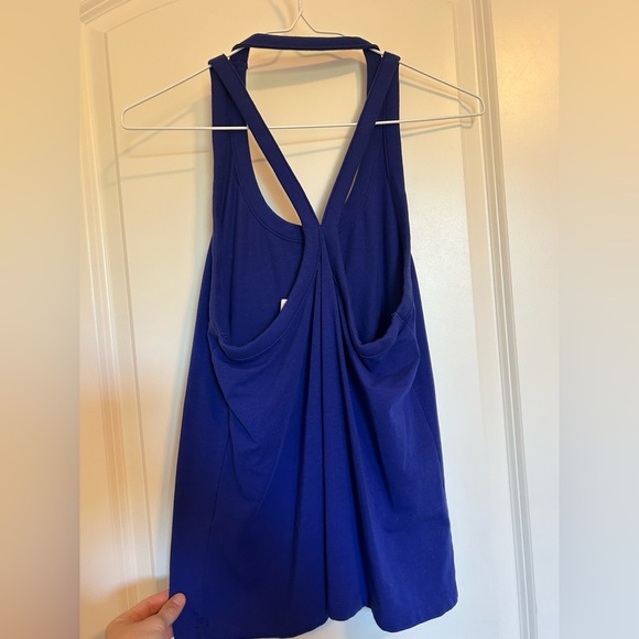 Under Armour Women's Blue Tank Top - Picture 3 of 4